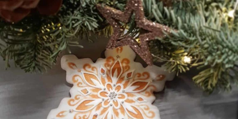 Świąteczne ciasteczka, Lukrowane ciasteczka Bożonarodzeniowe, lukrowane pierniczki na choinkę - Basia sweets
