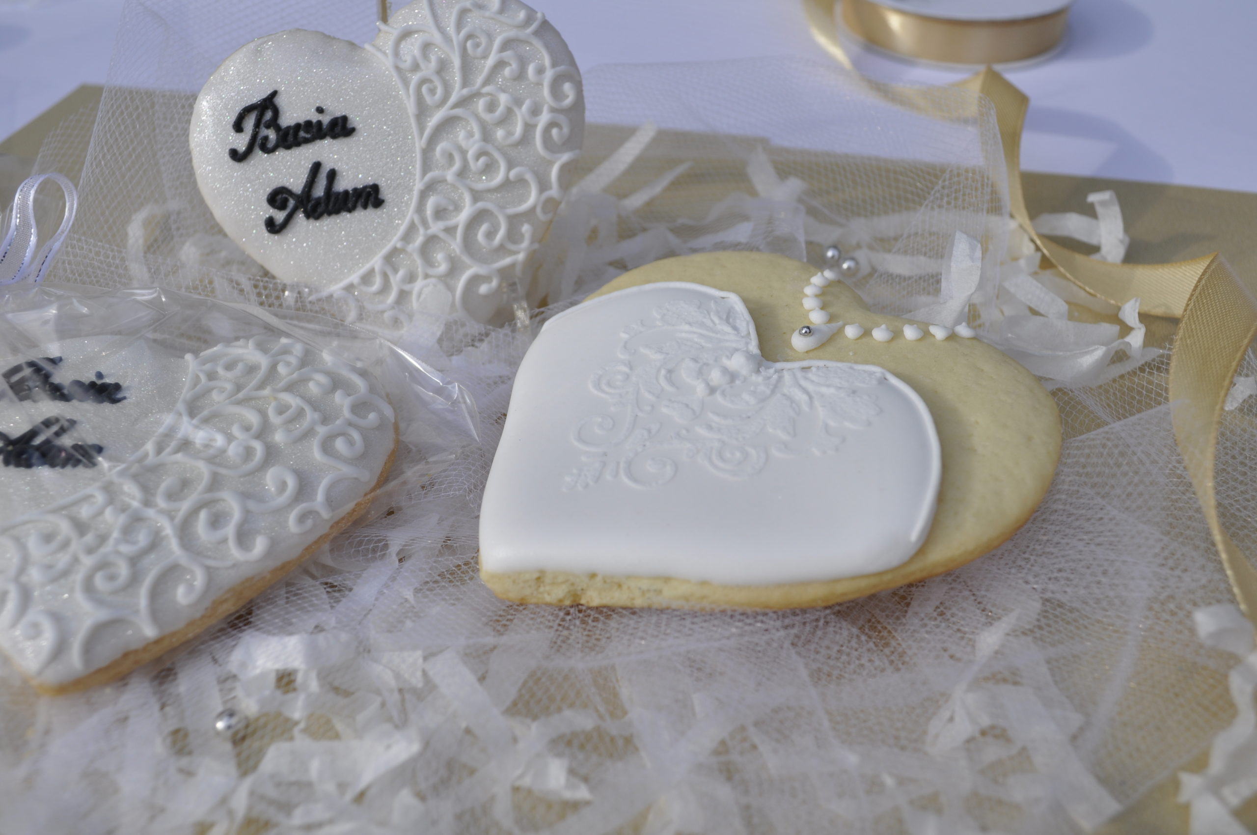 Ciasteczka ślubne z koronką, podziękowania ślubne, podziękowania ślubne dla gości, lukrowane ciasteczka na wesele Basia sweets